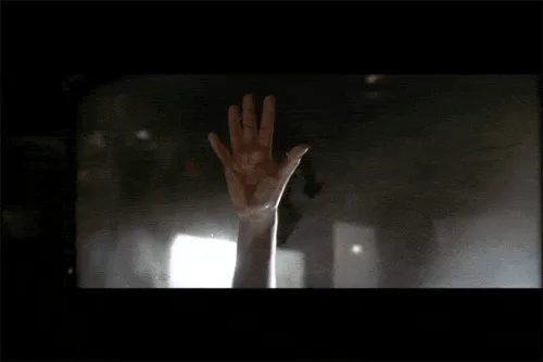 Adegan-Adegan dari Film Titanic yang Sulit Kita Pahami Waktu SD Dulu 20