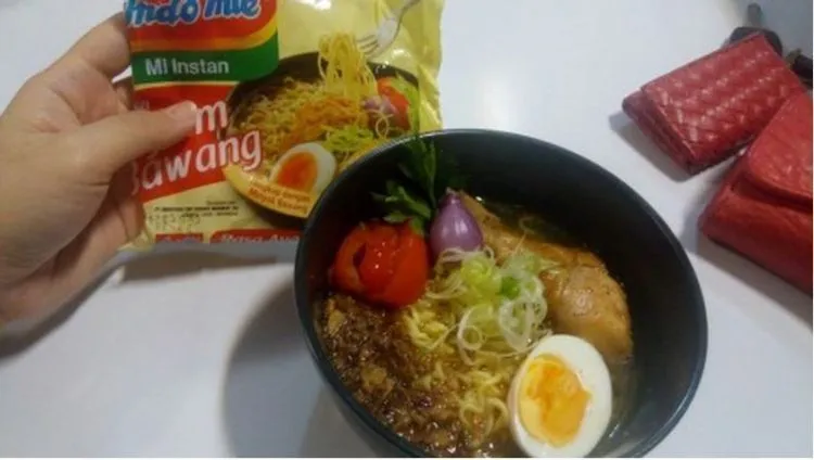 Dengan 7 Resep Ini, Mie Instan yang Persis Gambar di Bungkusnya Bisa Kamu Nikmati! 13