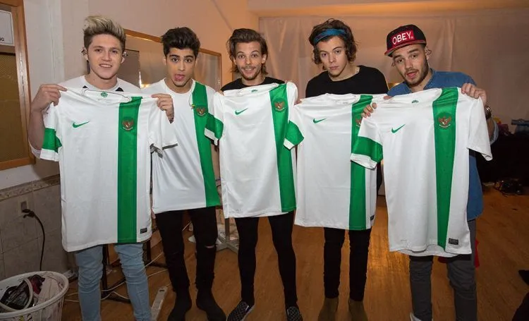 Apa Benar One Direction Mengganggu Persepakbolaan Nasional? Coba Pikir Lagi... 14