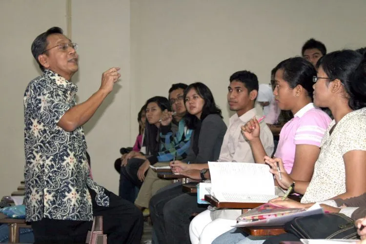 Hey Mahasiswa, Jangan Langsung Ciut Ketika Menghadapi Dosen yang Berkarakter Keras! 7