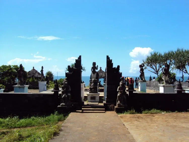 Jogja dan 10 Pantai Indahnya yang Tidak Pernah Bosan Dipandang Mata 15