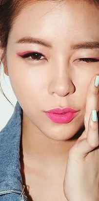 5 Eyeliner Style Ala Korea yang Bisa Membuat Matamu Lebih Cantik Dari Biasanya 15