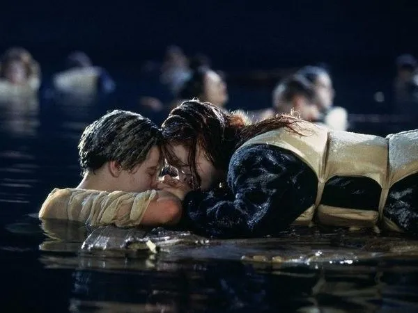 Adegan-Adegan dari Film Titanic yang Sulit Kita Pahami Waktu SD Dulu 24