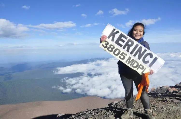 11 Destinasi Wisata Sumatera Barat, Sajikan Pemandangan yang Rupawan 19