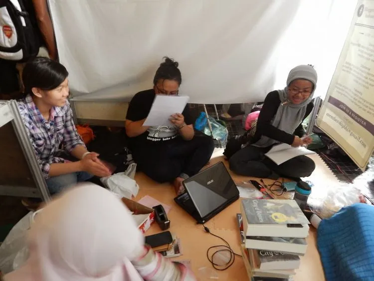 9 Profesi yang Bisa Ditekuni Ibu Rumah Tangga Untuk Menghasilkan Uang Bagi Keluarga 12