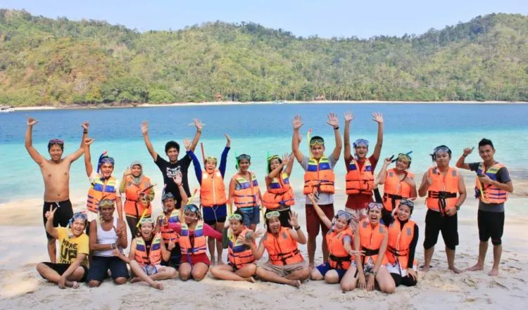 Teluk Kiluan, Destinasi Ciamik di Lampung Selatan yang Bisa Kamu Datangi Hanya Dengan 600 Ribuan 14