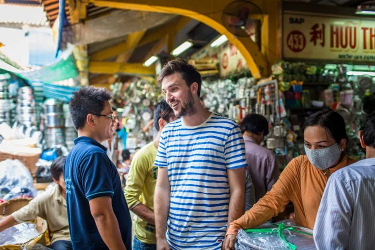 8 Tanda Bahwa Sahabatmu Akan Jadi Teman Traveling yang Menyenangkan 12