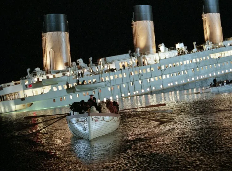Adegan-Adegan dari Film Titanic yang Sulit Kita Pahami Waktu SD Dulu 21