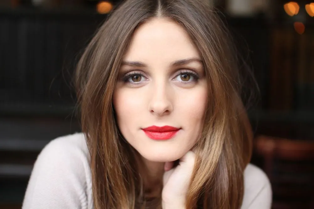 10 Make-up Hacks Canggih Ini Membuat Keribetanmu Berdandan Resmi Pergi!
