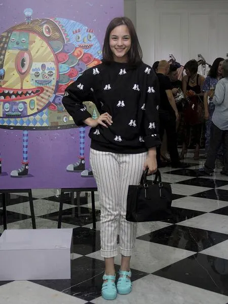 5 Gaya Berdandan yang Bisa Kamu Coba -- Kalau Mau Jadi Secantik Chelsea Islan dan Raisa 22