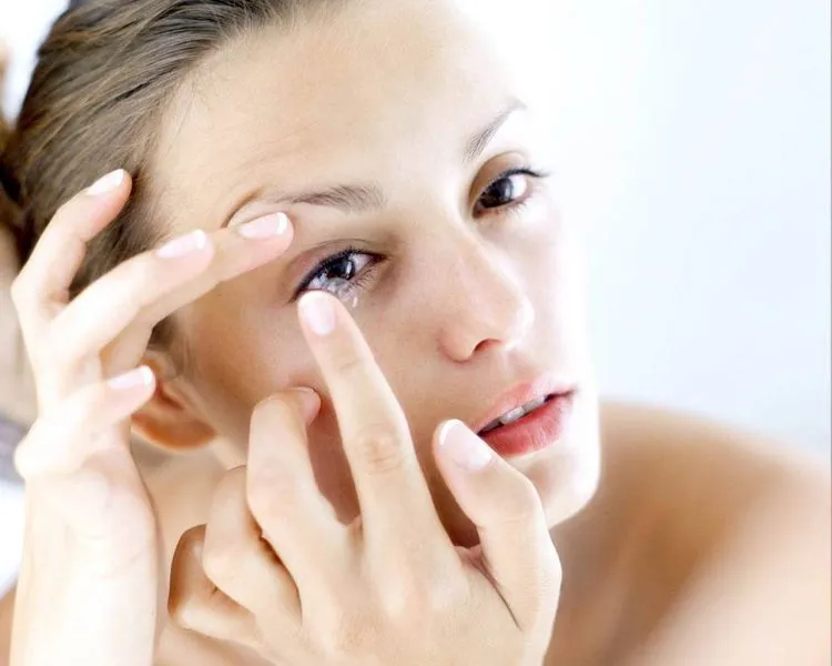Mempercantik Mata Dengan Softlens Itu Sah-sah Saja, Selama 7 Hal Ini Tidak Terlupa 9