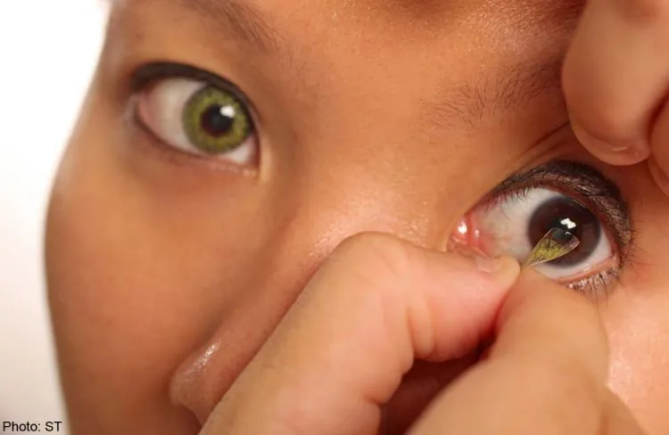 Mempercantik Mata Dengan Softlens Itu Sah-sah Saja, Selama 7 Hal Ini Tidak Terlupa 10