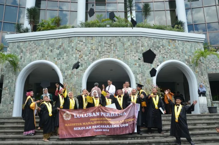 10 Alasan Kenapa Kamu Tak Perlu Ragu Mendaftar S-2 Sekarang Juga 20