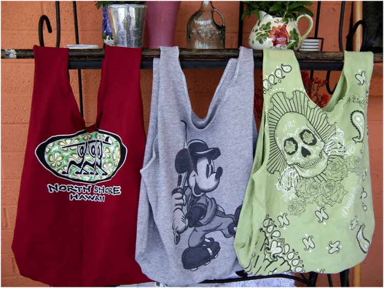 Cukup Dengan Gunting dan Kaos Bekas Saja, Tas yang Unik Sudah Bisa Kamu Punya 12