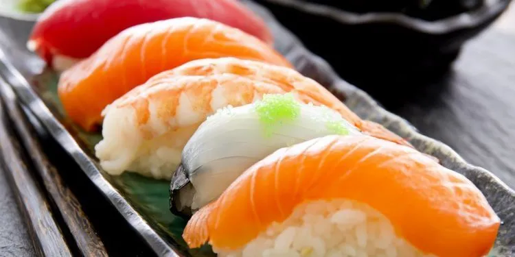 8 Makanan yang Wajib Kamu Konsumsi Saat Sedang Stres Mengerjakan Tugas 15