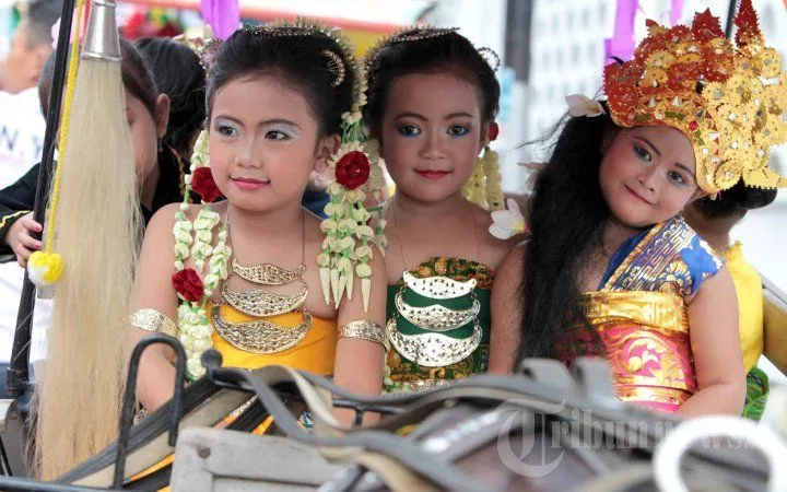 Jika Tahu 7 Hal Ini Tentang Ibu Kartini, Kita Akan Mengerti Kenapa Sosoknya Memang Layak Dihormati 11