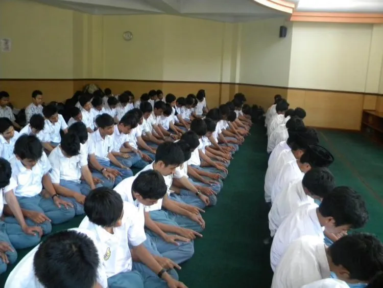 Kenangan Manis dan Pahit Tentang Ujian Nasional yang Kita Semua Alami di SMA Dulu 26