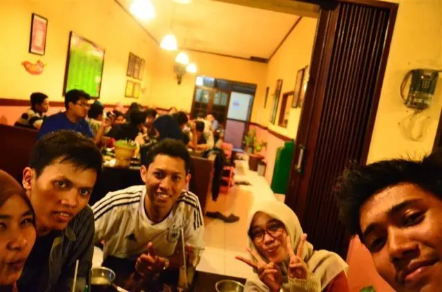 Senang dan Haru Jadi Satu: Ini 13 Momen yang Kamu Rasa Saat Pulang ke Kampung Halamanmu! 23