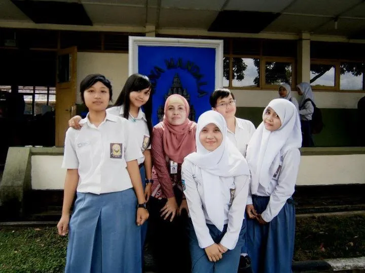 Mengapa Para Sahabatmu di Masa SMA Akan Menjadi Teman Sejatimu Selamanya 11
