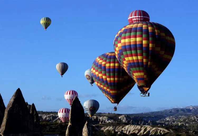 10 Destinasi Bulan Madu di Berbagai Belahan Dunia yang Harus Kamu Cicipi Berdua 20