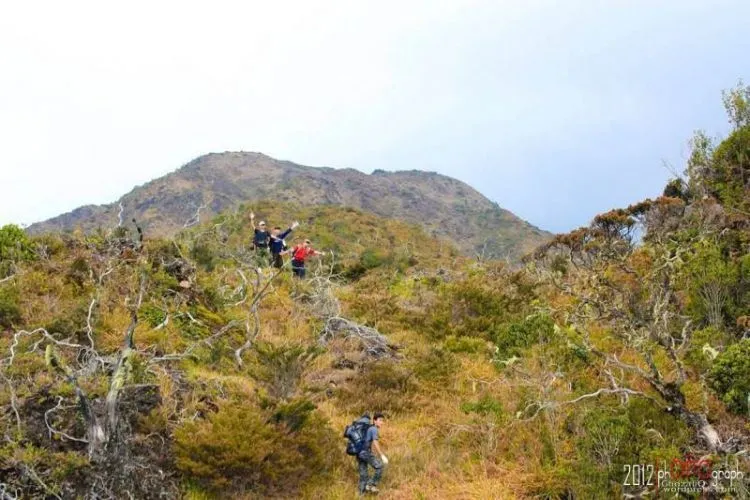 Untuk Bapak & Ibu yang Selama Ini Melarangku Mendaki: Izinkanlah Aku Naik Gunung, Sekali Ini 7