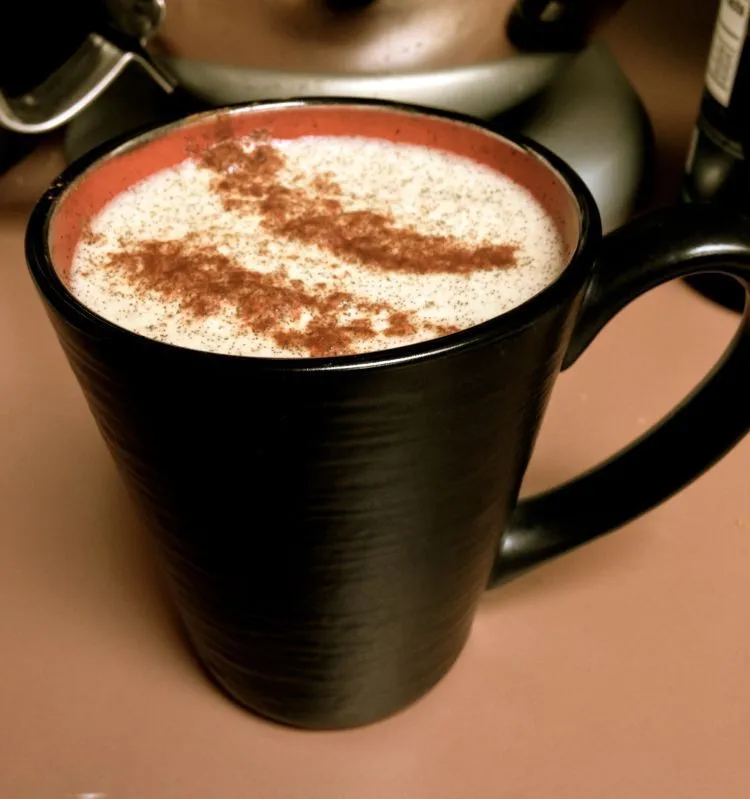 Harimu Belum Lengkap Tanpa Kopi yang Nikmat. 6 Sajian Kopi Ini Bisa Kamu Buat di Kost Sendiri! 10
