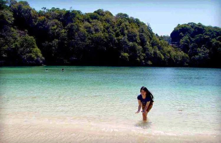 Kalau Memang Traveling Ada di Hatimu, Please Jangan Lagi Datang ke Pulau Sempu! 8