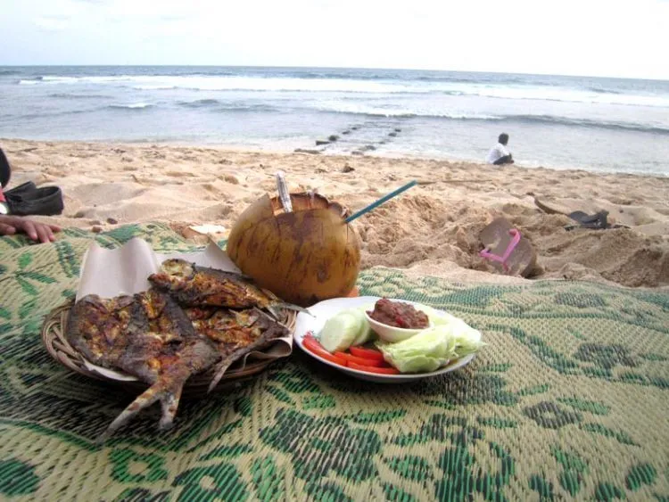 9 Alasan Kenapa Pantai Adalah Destinasi yang Selalu Ingin Kita Kunjungi Lagi 16