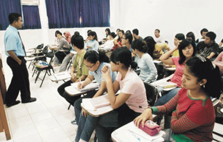 Berhenti Di Tengah Jalan Adalah Kesia-siaan. Hey Mahasiswa, Ayo Tuntaskan Kewajiban Kalian! 6