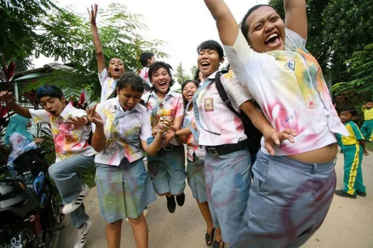 Kenangan Manis dan Pahit Tentang Ujian Nasional yang Kita Semua Alami di SMA Dulu 38