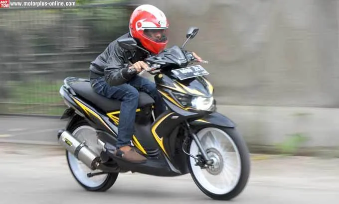 7 Penjelasan Kenapa Cowok yang Pakai Motor Matic Justru Lebih Keren Daripada Cowok-cowok Lainnya 9