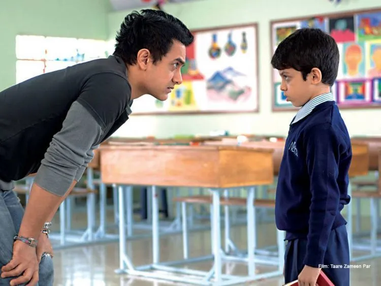 Bosan Nonton Drama Seri India? Mending Kamu Nonton 6 Film Ini Dulu Biar Seger! 10
