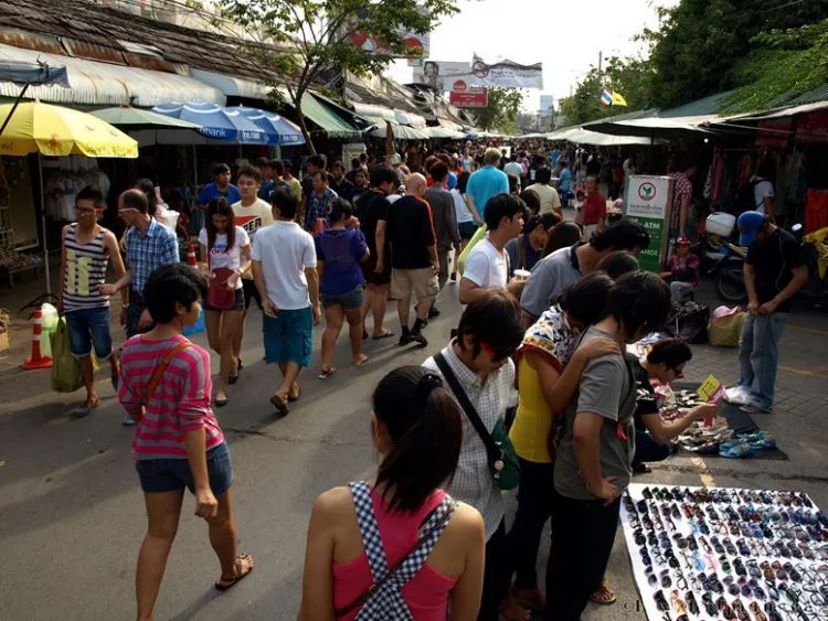 10 Wisata Gratis di Bangkok, Pesonanya Indah Banget! 17