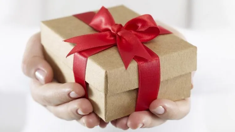 Tips Makan Gratis dan Enak di Kondangan Pengantin yang Gak Kamu Kenal 13