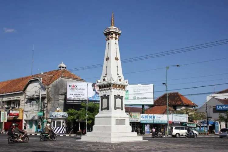 Kalau Kamu Bersumpah Tak Mau Mencari Nafkah di Jakarta, 7 Kota Ini Siap Menyambutmu Sebagai Pekerja Muda 11