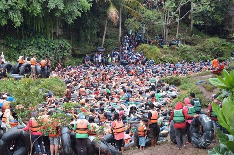 Wisatawan Menyemut di Goa Pindul: Polemik Pengelolaan dan Gelombang Turisme Massal 8