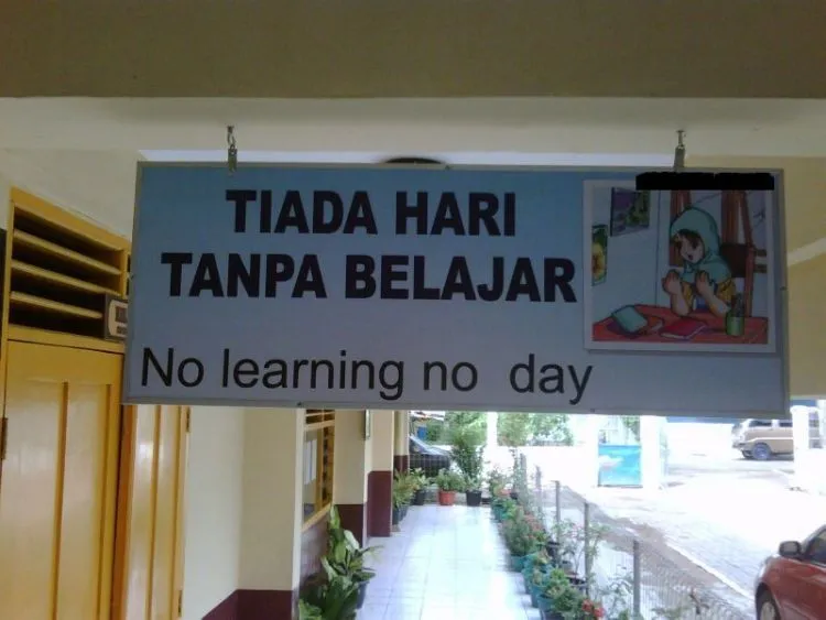 Ini Bahayanya Kalau Kamu Meremehkan Bahasa Inggris: 18 ENGRISH yang FAIL abis! 38