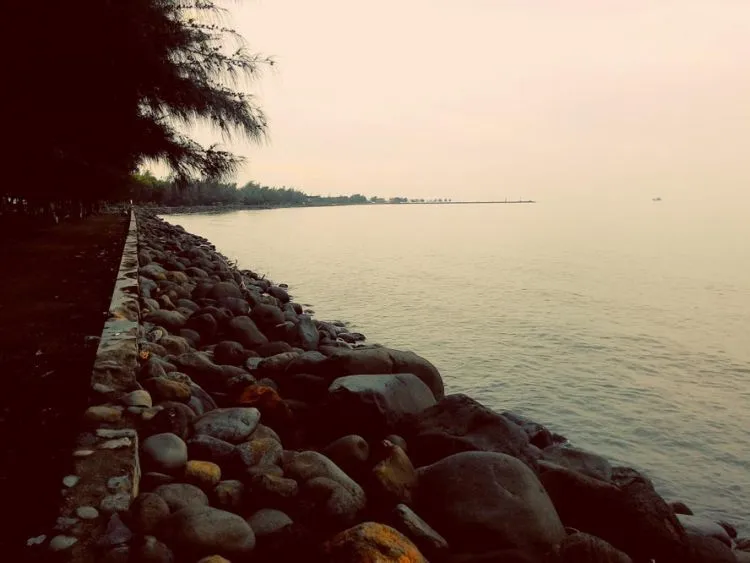9 Destinasi Wisata Pekalongan, Pesonanya Bikin Nggak Mau Pulang 11