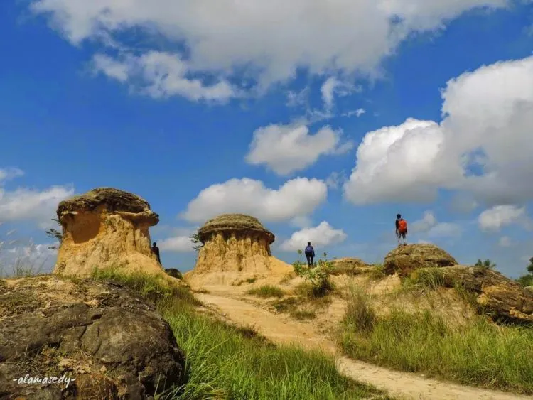 Daftar Destinasi Wisata Bekas Tambang di Indonesia, Berubah Jadi Eksotis! 10