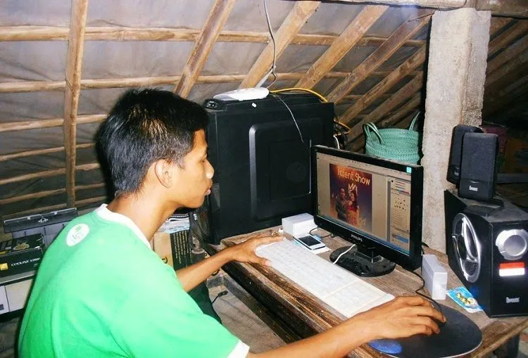 Belum Punya Kesempatan Kuliah, Tak Berarti Kamu Harus Kalah. Jabani Beragam Profesi Ini Demi Mengembangkan Diri! 11