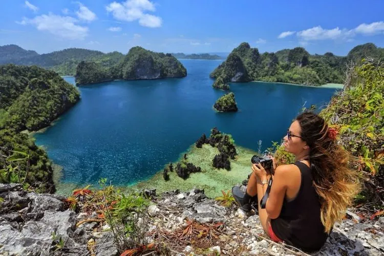 8 Alasan Kenapa Kamu yang Gemar Traveling Harus Menuliskan Kisah Perjalananmu di Blog 9