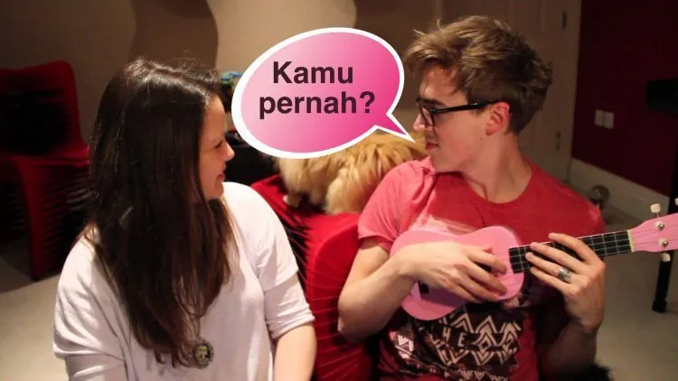 Kalau Teman Cowokmu Menunjukkan 7 Perhatian Ini, Bisa Jadi Dia Sedang Menyimpan Rasa di Hati! 14