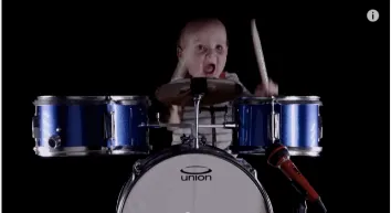 Perkenalkan Jonah Penna, Bayi 8 Bulan yang Sudah Bisa Nge-band! 2