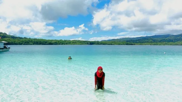 10 Pantai Paling Kece di Banten dan Jawa Barat yang Bakal Bikin Kamu Ketagihan Jalan-Jalan 20