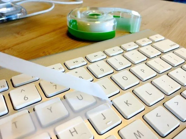 Merawat Gadget Tak Boleh Sembarangan, 10 Cara Ini Membuat Gadgetmu Terlihat Anyar 13