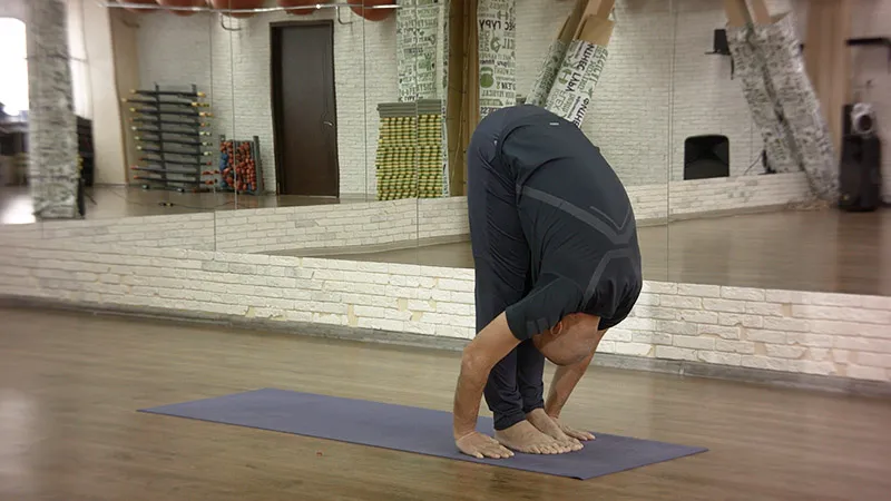 8 Gaya Yoga yang Ampuh Menghalau Bahaya Kesehatan Buatmu yang Duduk Terlalu Lama 11