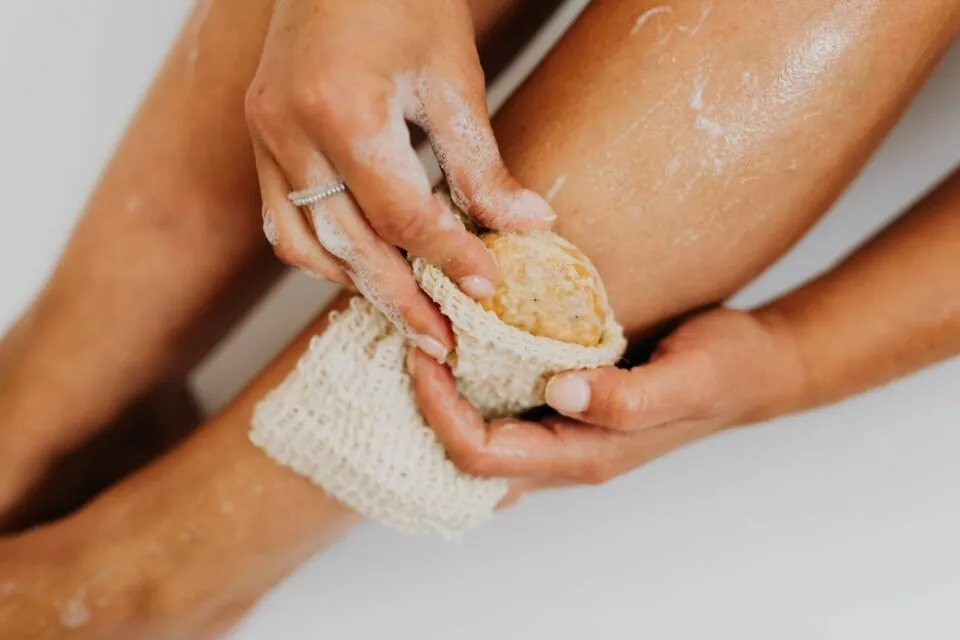 Tips Luluran di Rumah Saja, Kulit Tetap Mulus Seperti dari Salon 7 tips lulur di rumah
