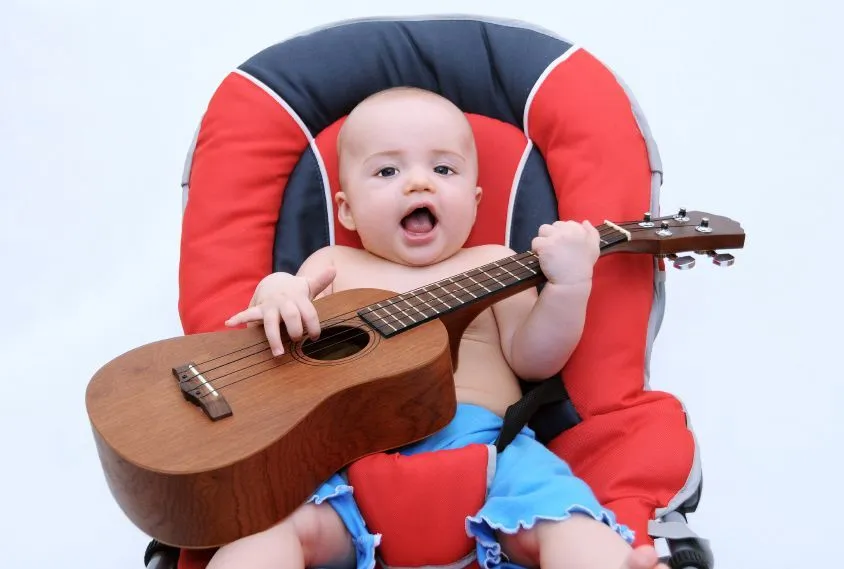 Perkenalkan Jonah Penna, Bayi 8 Bulan yang Sudah Bisa Nge-band!
