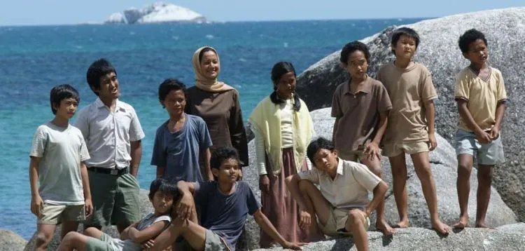 Rekomendasi Film Jelajah, Beri Gambaran Sensasi Traveling yang Menyenangkan 18