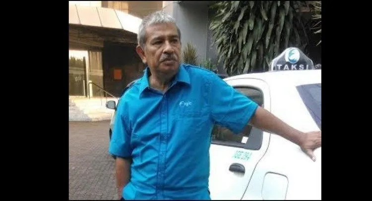 Kisah Sopir Taksi Lulusan Jerman yang Memberi Pelajaran Bahwa Tak Perlu Gengsi Berjuang Untuk Hidup 6